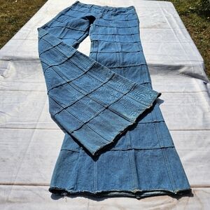 Rare NWT Vintage 70s High-Waisted Patchwork Denim Bell Bottoms. 33"x34"